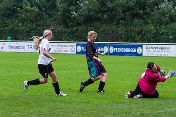 Bild 41 - Frauen SV Henstedt Ulzburg II - SV Schwarz Wei Westerrade : Ergebnis: 3:0